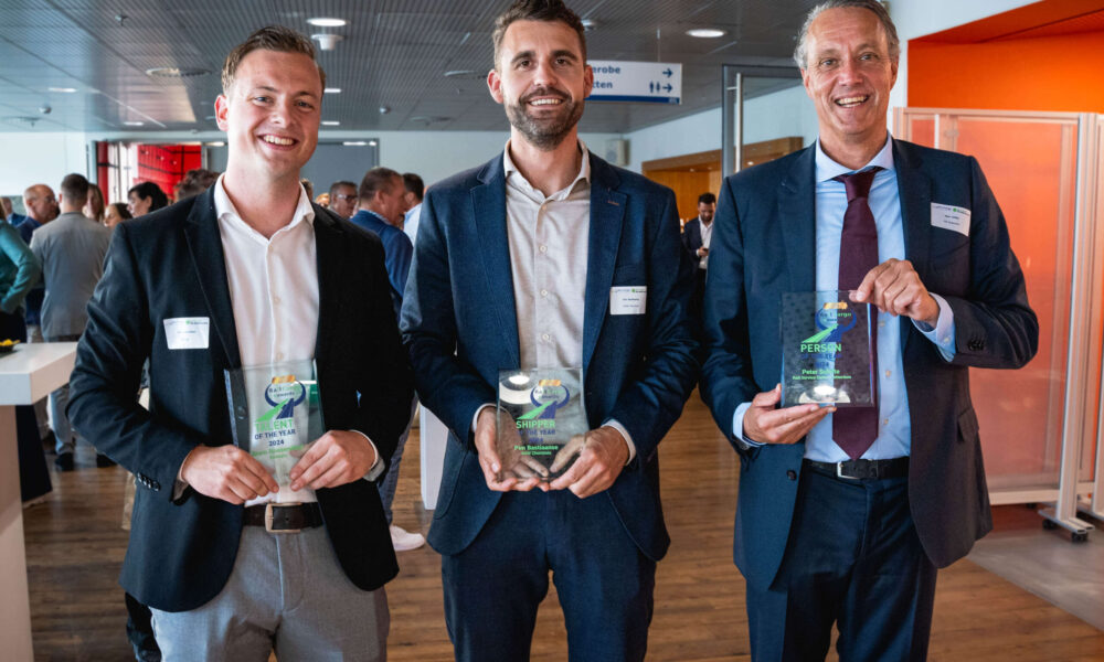 Bram Roosendaal, Pim Bastiaanse en Peter Schilte als winnaars van de Rail Cargo Awards 2024