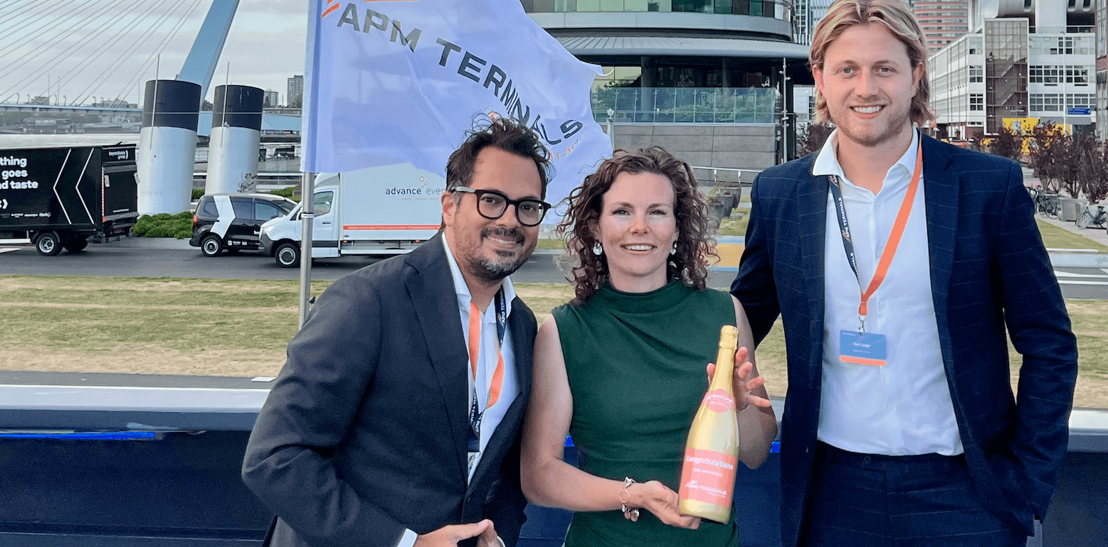 Wietse Bruinsma (Marketing), Mara Vroon (APM Terminals) en Julian Remie (Rail Innovators Group) in Rotterdam