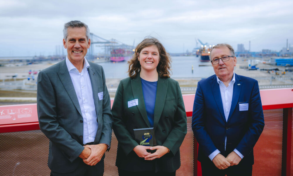 RAIL CARGO - 7 RAIL CARGO - 7