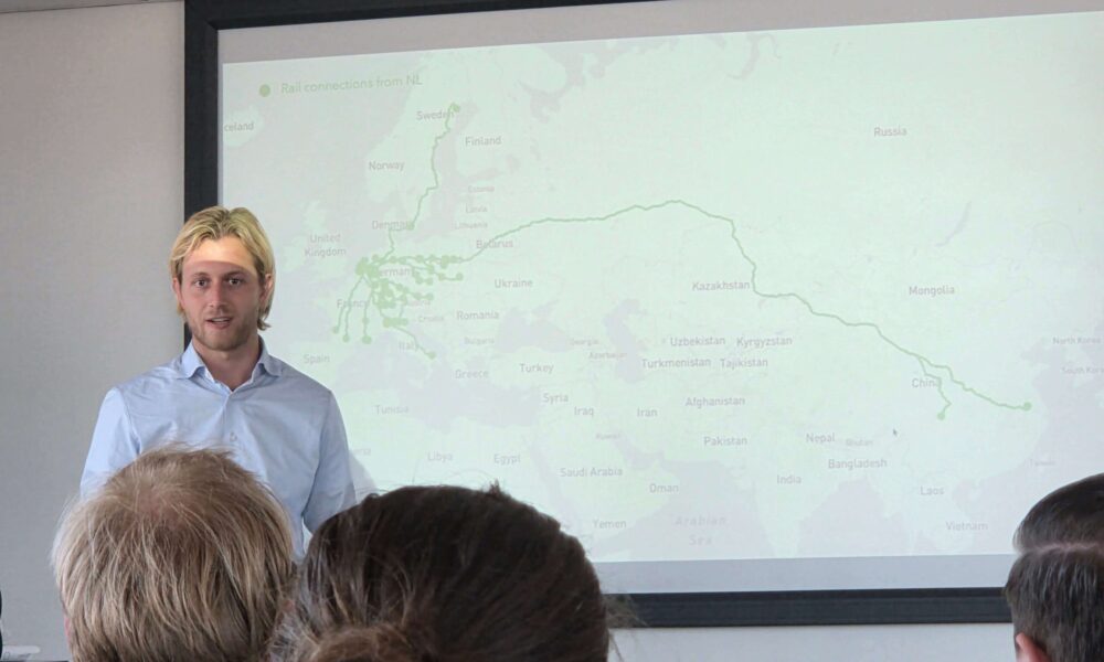 Wietse Bruinsma presenteert spoorverbindingen in Europa